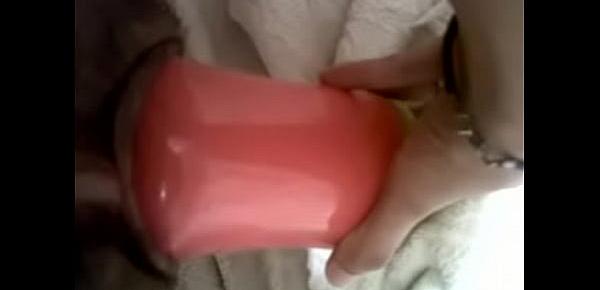  Colombiana Margaret se penetra con un vaso